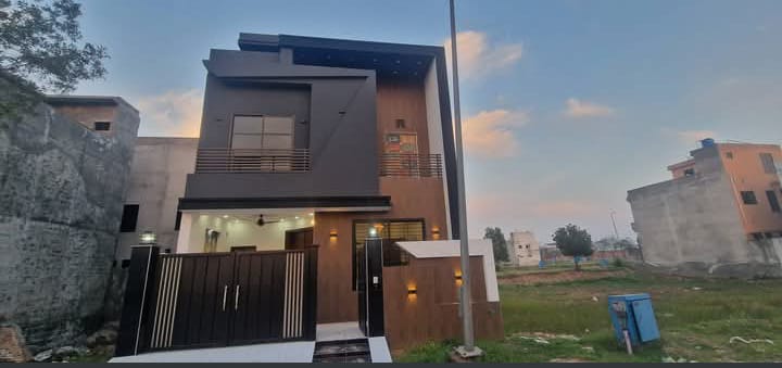 5 Marla Designer House for Sale - Citi Housing, Gujranwala